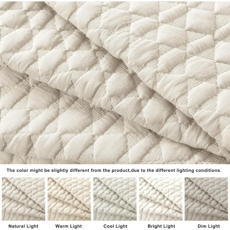 Lightweight Soft Quilted Bedding With Shams